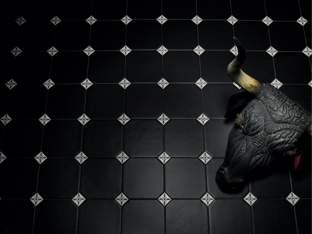 Le Crete Terra Vit Blomma Tozzetto - Klinker 2