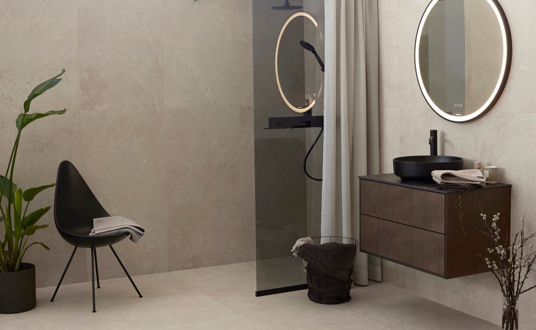 Chalon Cream. Badrumsmöbler från Svedbergs.