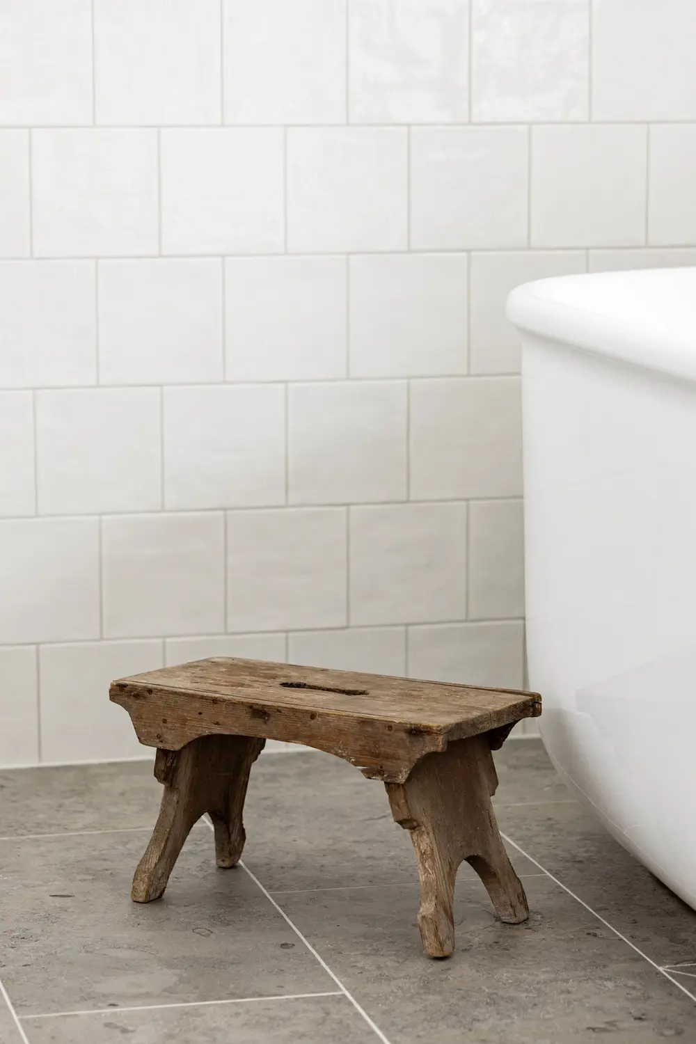 Vägg: Tsquare First Snow Golv: Jura Grey